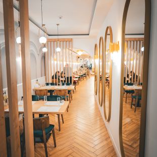 Amenajare restaurant Grand Plaza