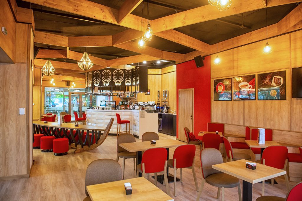 amenajare cafenea Caffe del Doge din Timisoara by Trend Furniture