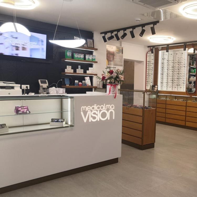 Implementarea proiectului de reamenajare în stil modern cu materialul Corian pentru clinica de oftalmologie Medicalma Vision