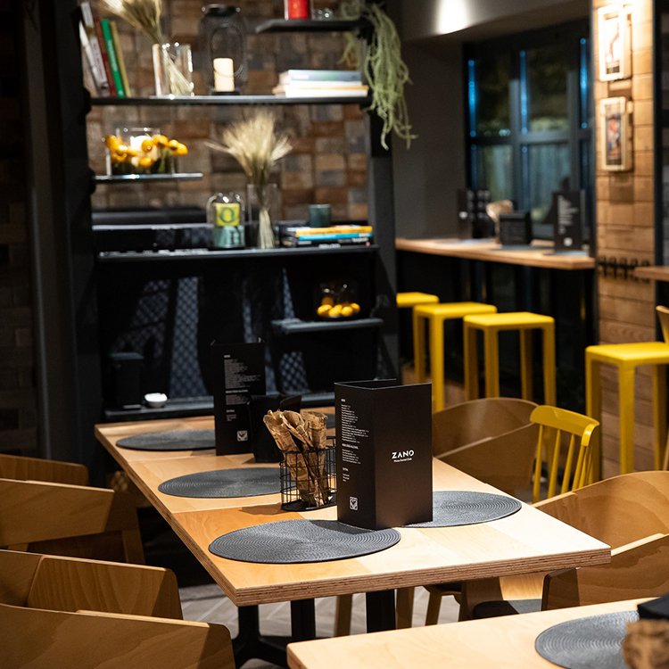 Mese pentru restaurant: ghid complet de dimensiuni, materiale și prețuri